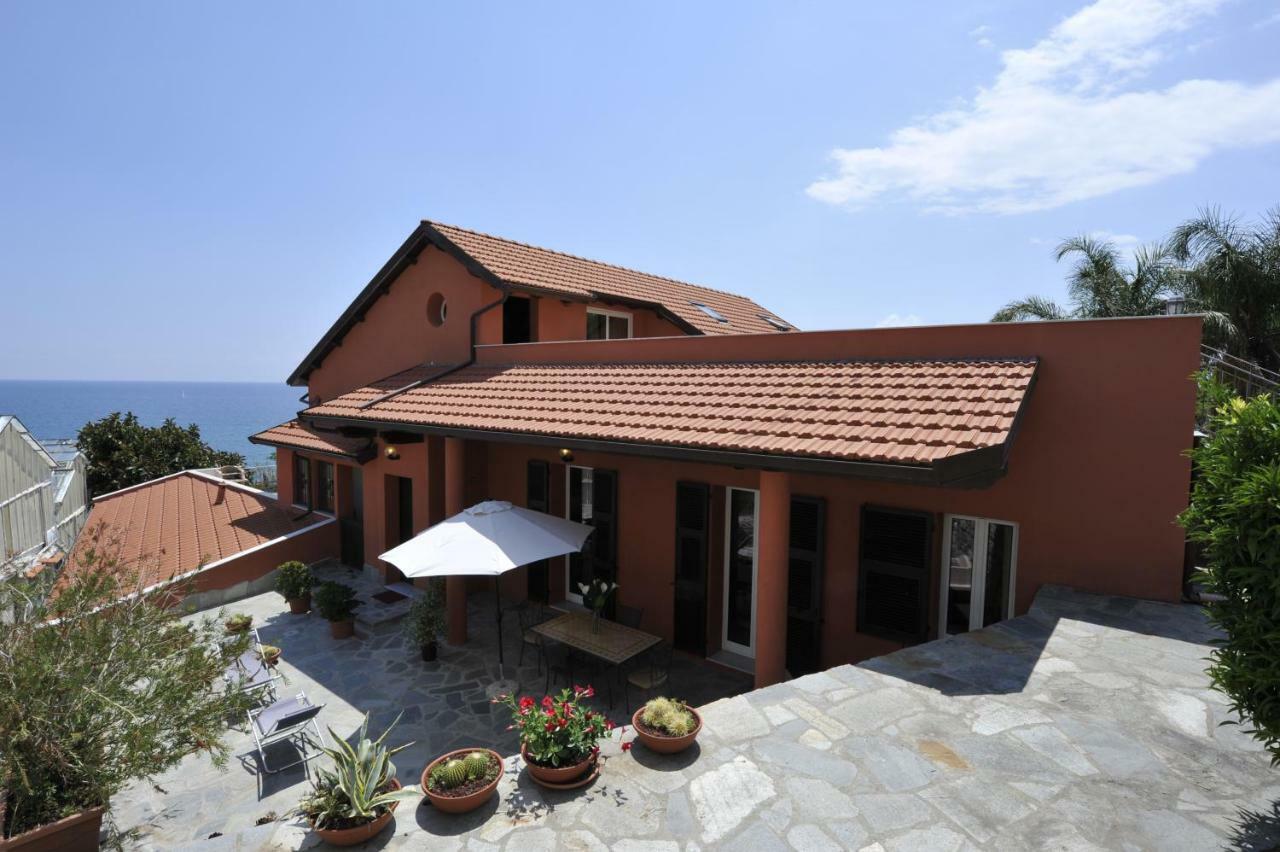 Agriturismo La Tuffatrice 임페리아 외부 사진